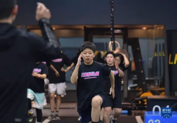 青少年学生篮球训练营发言稿_2
