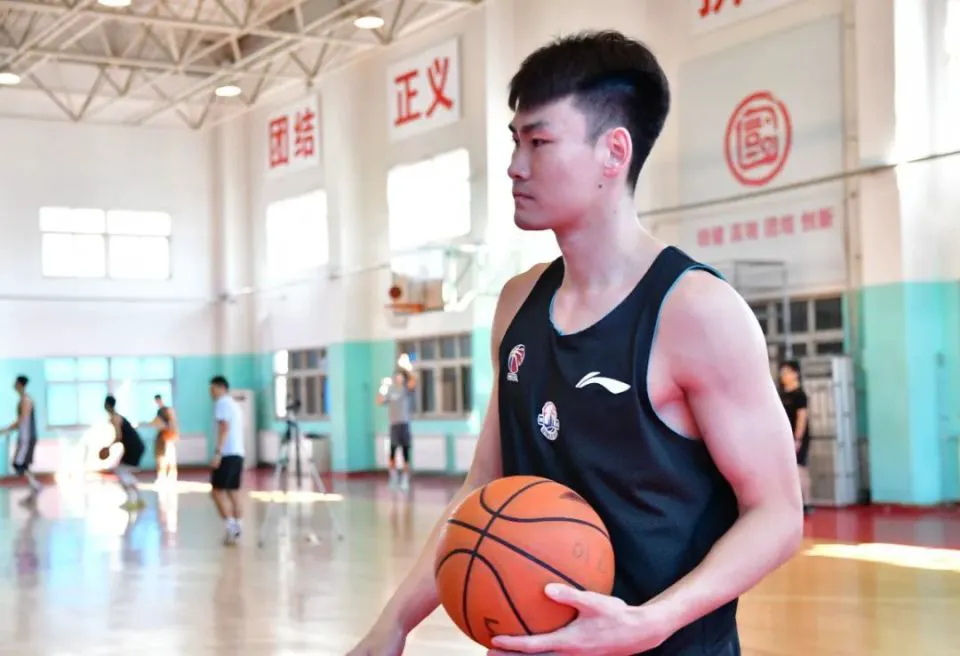 为什么篮球规则对球员发展如此重要?_1